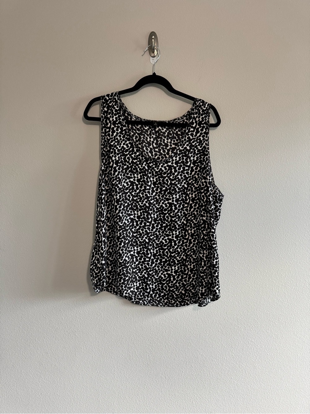 Banana Republic Black and White Leopard-Print Sleeveless Camisole